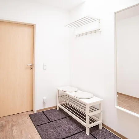 Helle Ferienwohnung Im Hinterhof *