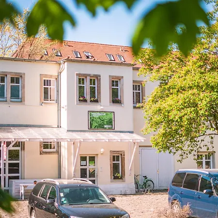 Helle Ferienwohnung Im Hinterhof Apartment