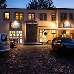 Helle Im Hinterhof * Dresden